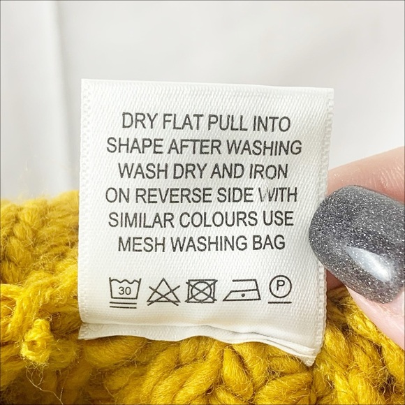 ⭐️ Lavon Mustard Yellow Chunky Knit Turtleneck Sweater | XS | NWOT ⭐️ - Picture 10 of 10